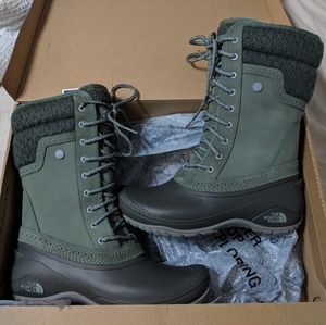 Brand New, Never worn The North Face winter boots!